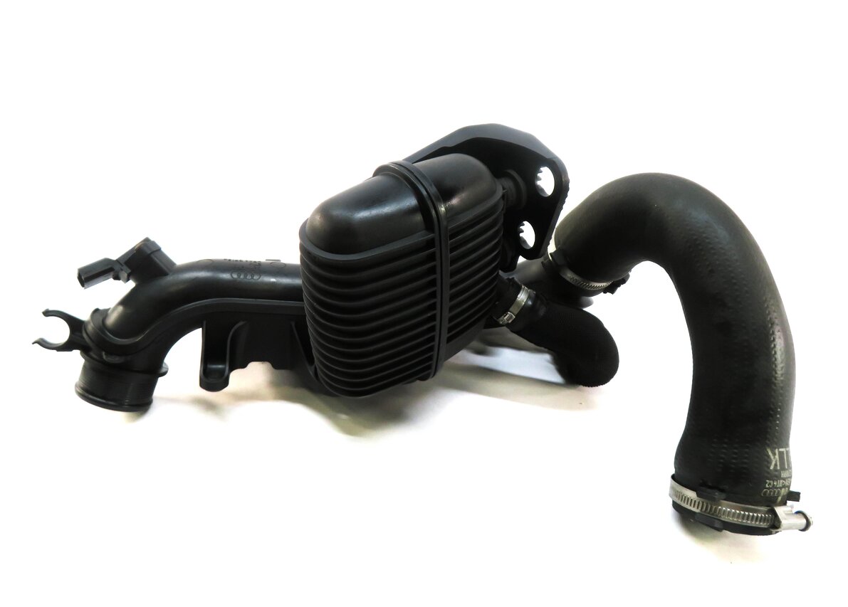 Thumbnail 3: 15 AUDI A4 B8 8K 2.0L TURBO CAED ENGINE INTERCOOLER PRESSURE PIPE w/ DAMPER BOX
