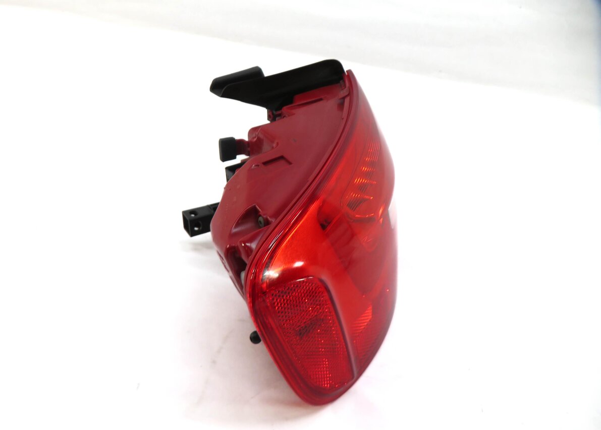 Thumbnail 5: 2013-2016 AUDI A4 S4 (B8 8K) LEFT DRIVER OUTER LED TAILLIGHT BRAKE LIGHT LAMP
