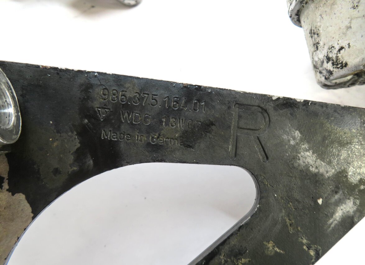 Thumbnail 6: 2007 PORSCHE BOXSTER (987) 2.7L M/T MANUAL TRANS LET & RIGHT MOUNT & BRACKET SET