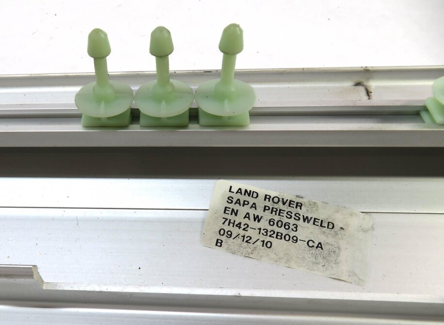 Thumbnail 7: 2011 RANGE ROVER (L322) FRONT REAR LEFT RIGHT DOOR SILL SET OF 4 (SUPERCHARGED)