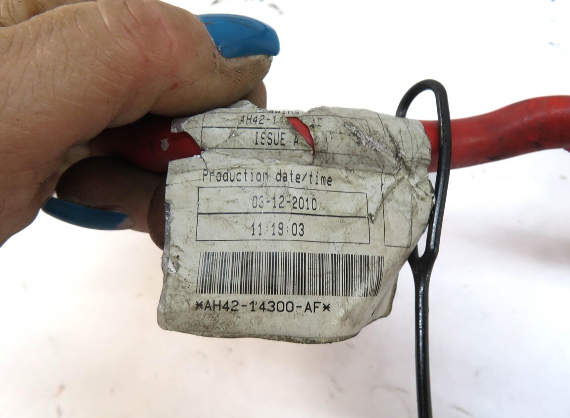 Thumbnail 5: 2011 RANGE ROVER (L322) POSITIVE BATTERY CABLE w/ TERMINAL