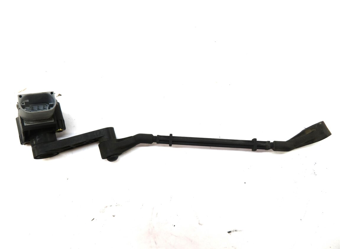 Thumbnail 3: 2011 RANGE ROVER (L322) FRONT RIGHT PASSENGER SUSPENSION HEIGHT LEVEL SENSOR
