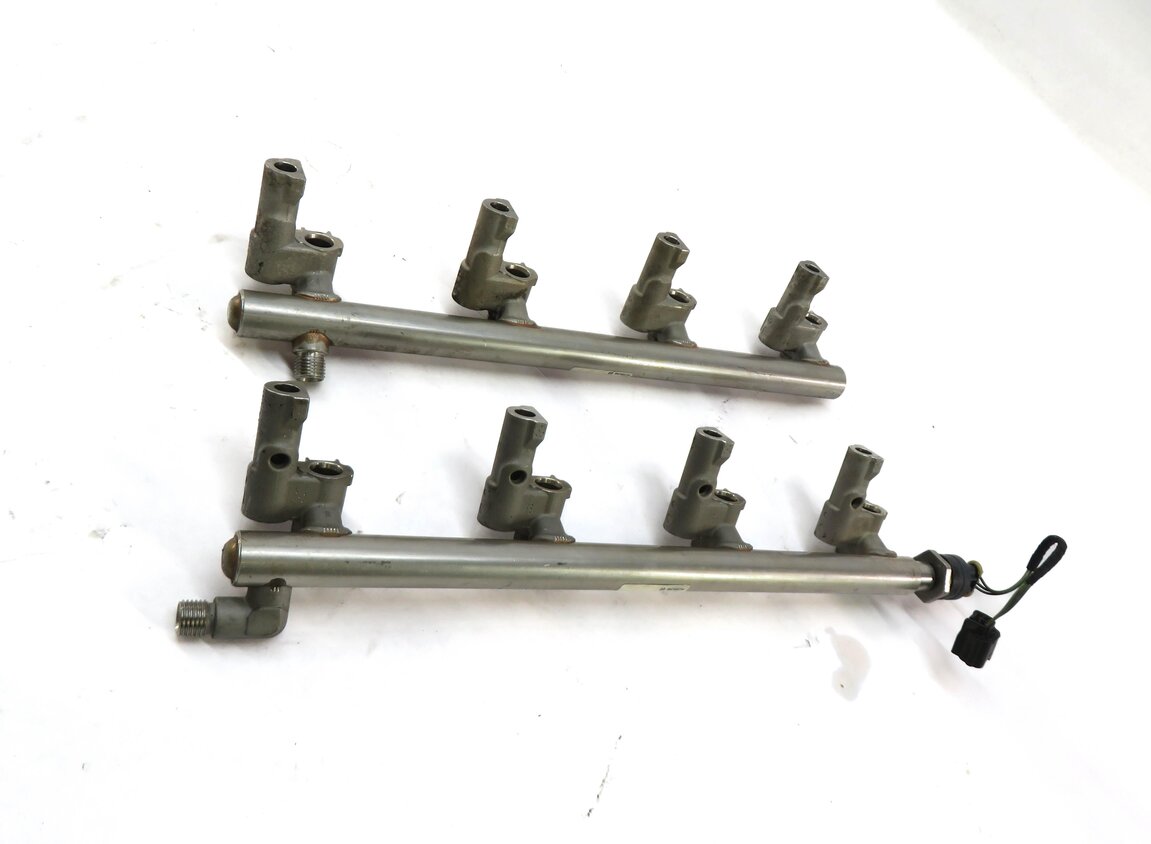 Thumbnail 2: 2011 RANGE ROVER (L322) 5.0L SUPERCHARGED AJ133 LEFT & RIGHT FUEL RAIL SET/2