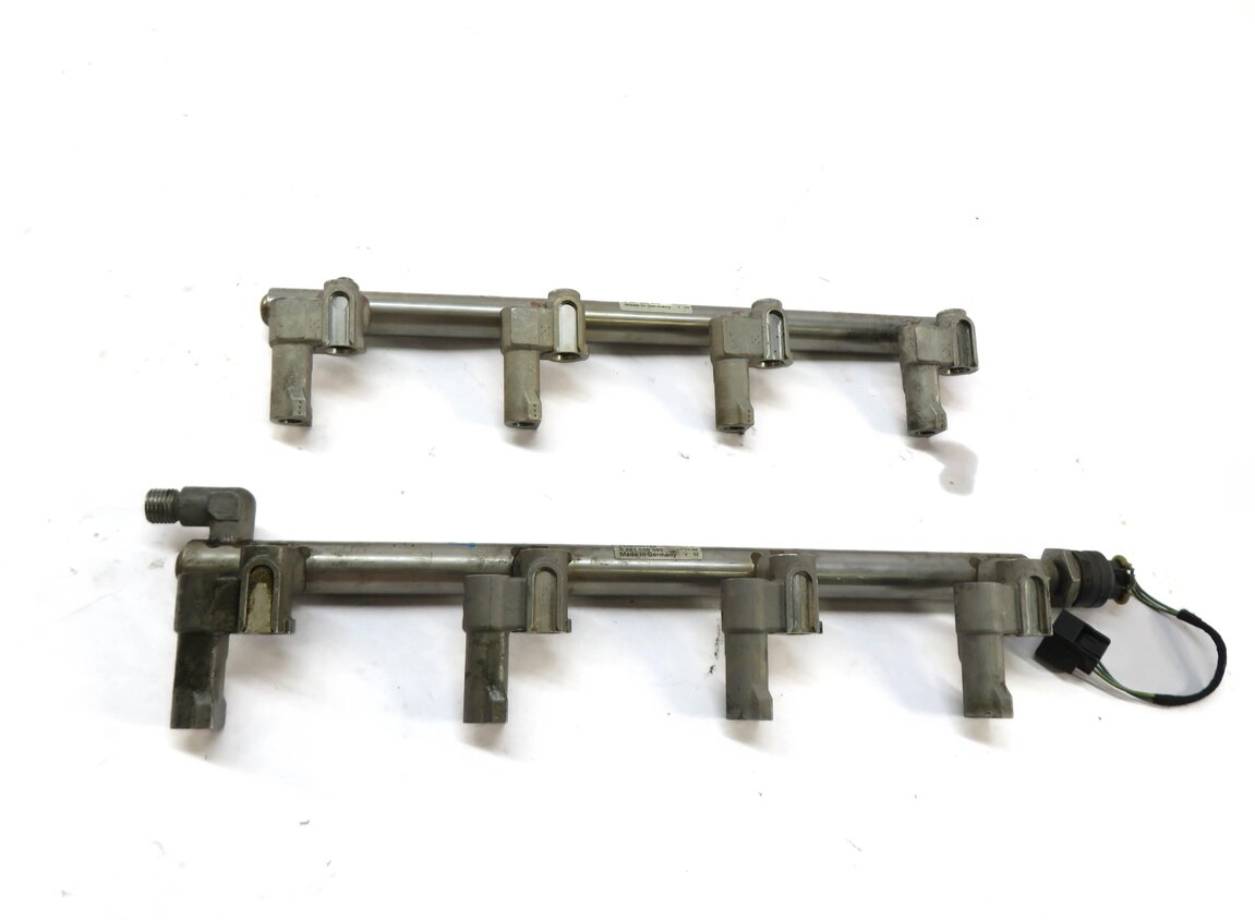 Thumbnail 3: 2011 RANGE ROVER (L322) 5.0L SUPERCHARGED AJ133 LEFT & RIGHT FUEL RAIL SET/2