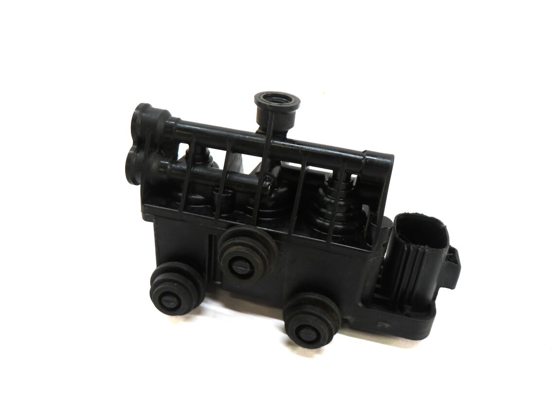2011 RANGE ROVER (L322) AIR SUSPENSION TRANSFER RELIEVE VALVE RVH500060
