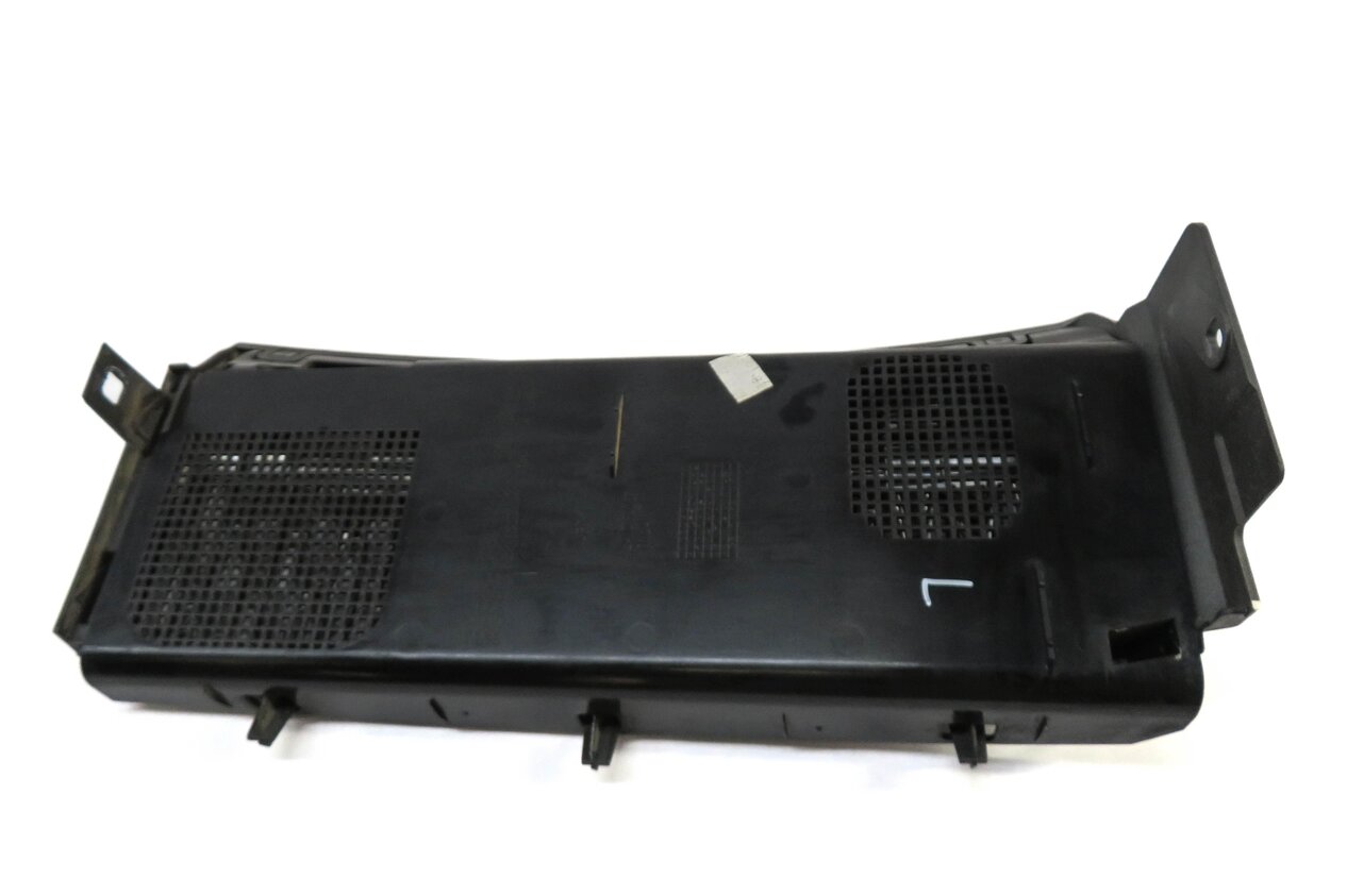 Thumbnail 5: 2011 RANGE ROVER (L322) FRONT LEFT DRIVER SIDE FENDER GRILLE VENT (GRAY)