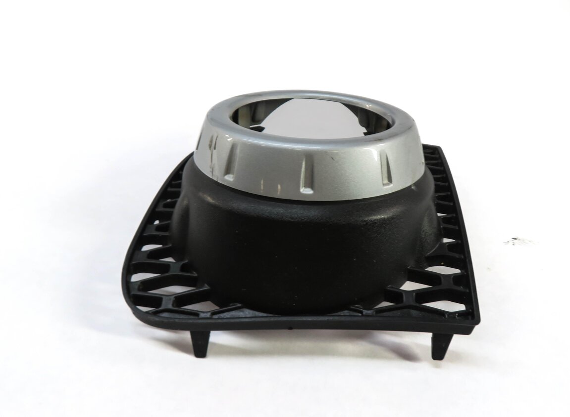 Thumbnail 3: 2011 RANGE ROVER (L322) FRONT RIGHT PASSENGER LOWER BUMPER FOG LIGHT TRIM SILVER