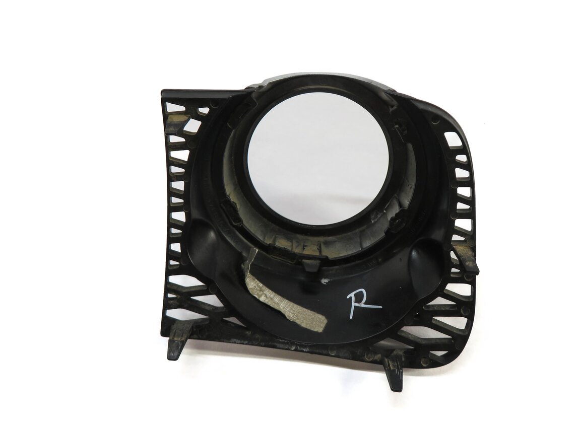Thumbnail 4: 2011 RANGE ROVER (L322) FRONT RIGHT PASSENGER LOWER BUMPER FOG LIGHT TRIM SILVER