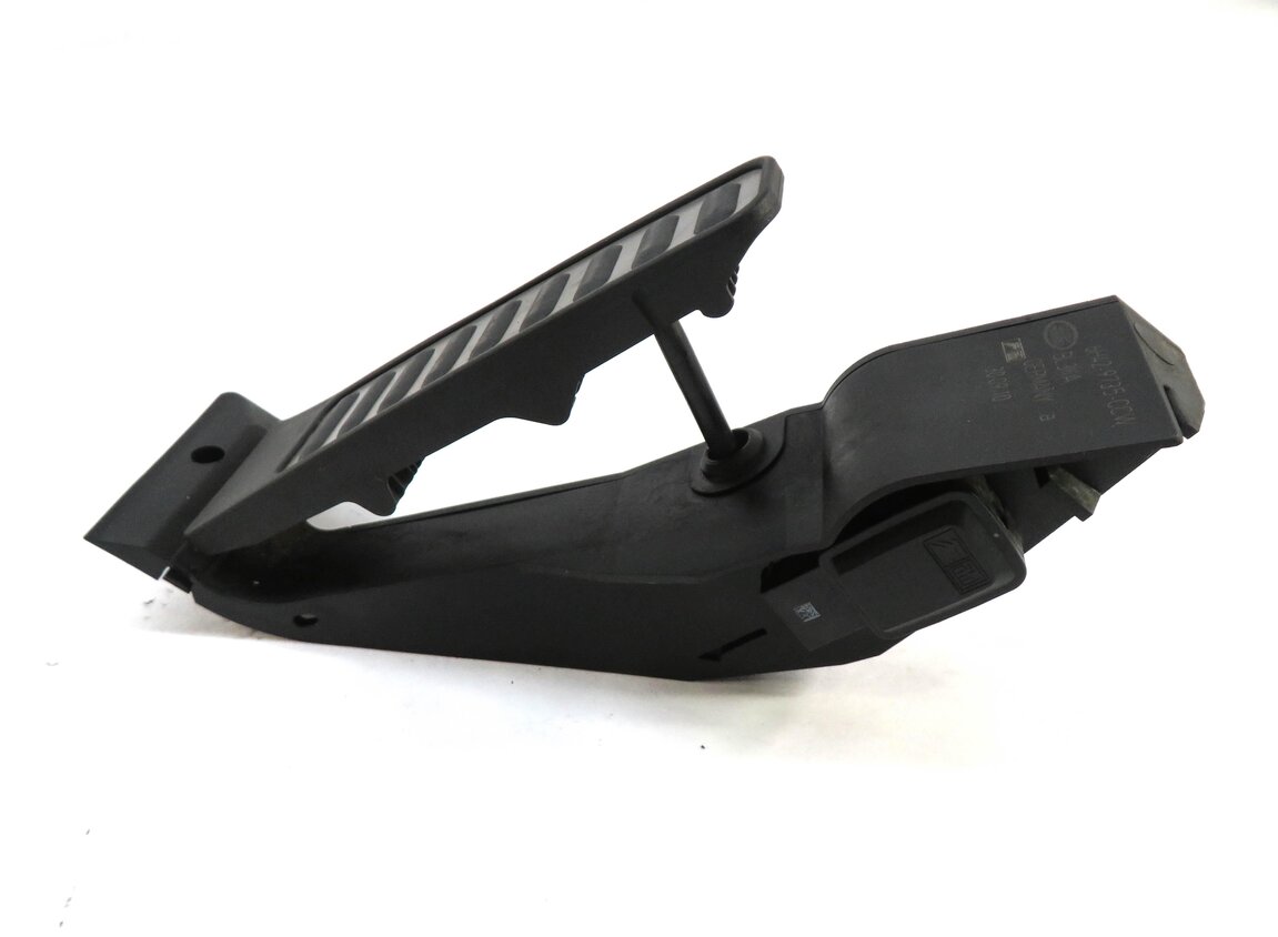 Thumbnail 3: 2011 RANGE ROVER (L322) THROTTLE GAS PEDAL w/ COVER (SILVER & BLACK)