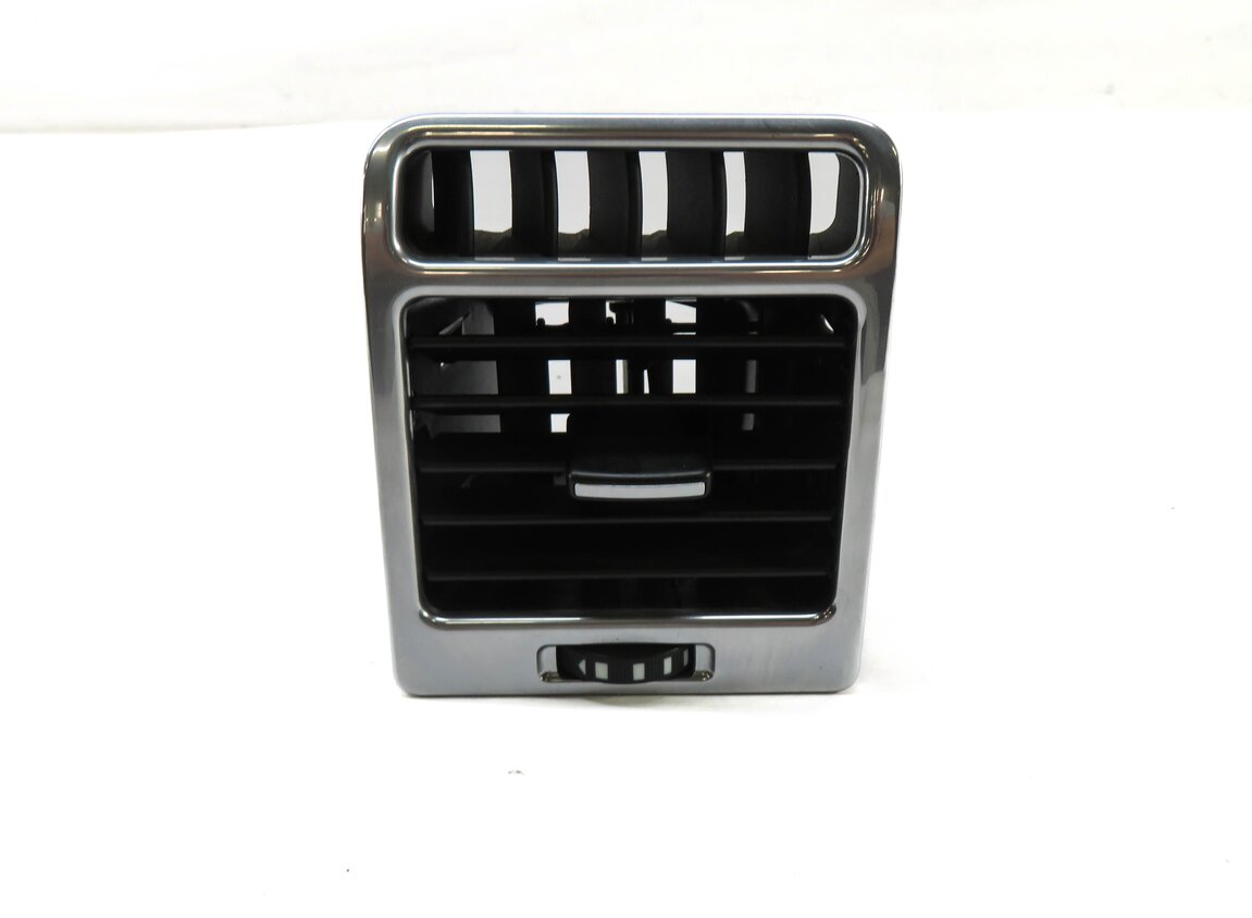 Thumbnail 2: 2011 RANGE ROVER (L322) FRONT FAR RIGHT PASSENGER OUTER A/C HEATER AIR VENT