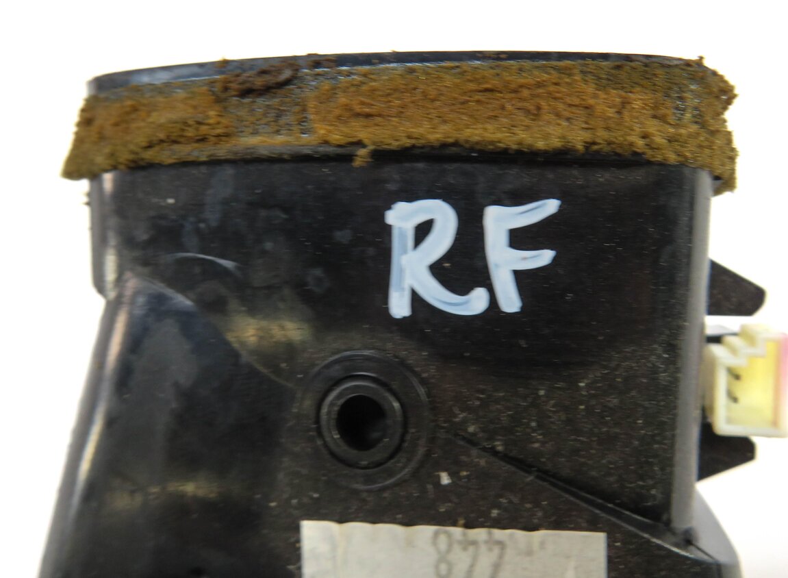 Thumbnail 5: 2011 RANGE ROVER (L322) FRONT FAR RIGHT PASSENGER OUTER A/C HEATER AIR VENT