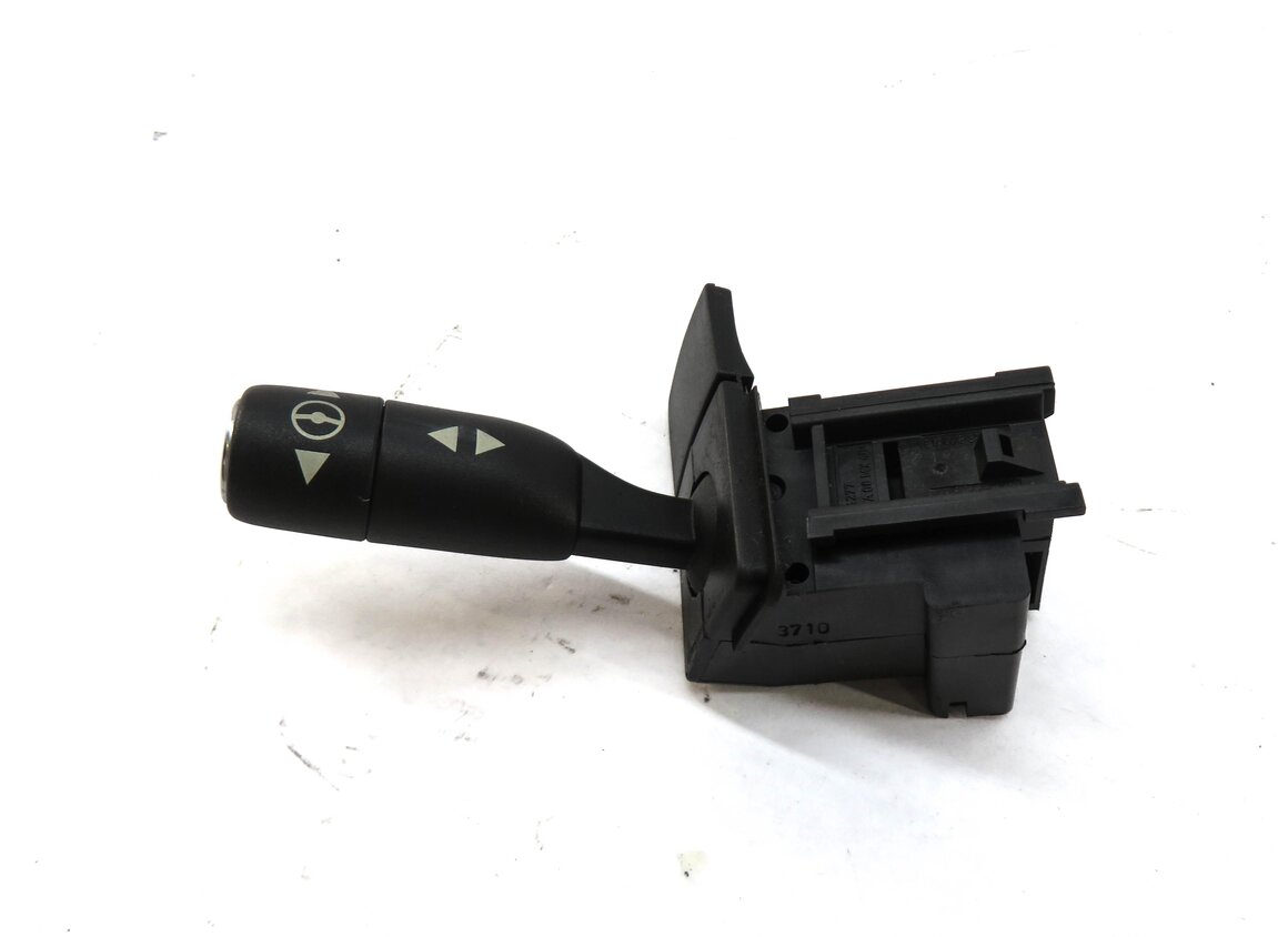 Thumbnail 3: 2011 RANGE ROVER (L322) STEERING COLUMN ADJUSTMENT ADJUST SWITCH (BLACK)