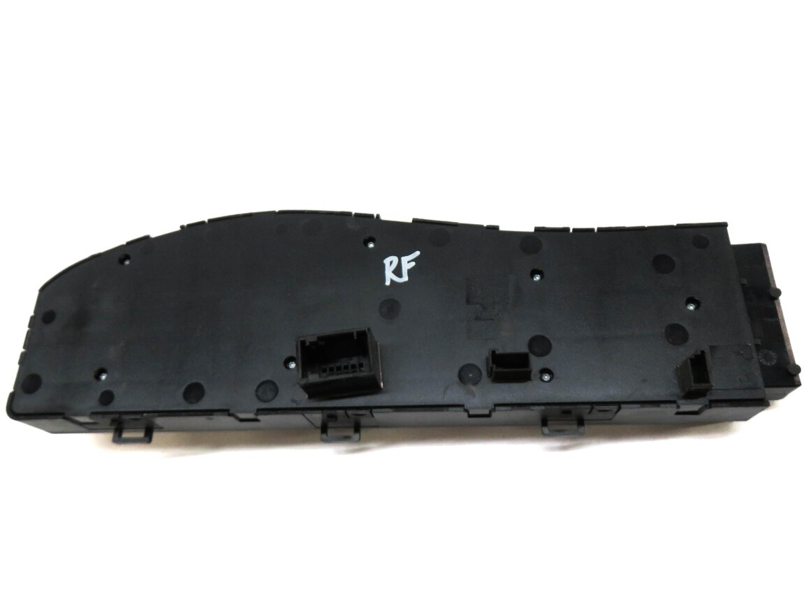 Thumbnail 6: 2011 RANGE ROVER (L322) FRONT RIGHT PASSENGER SEAT ADJUST SWITCH SET (BLACK)
