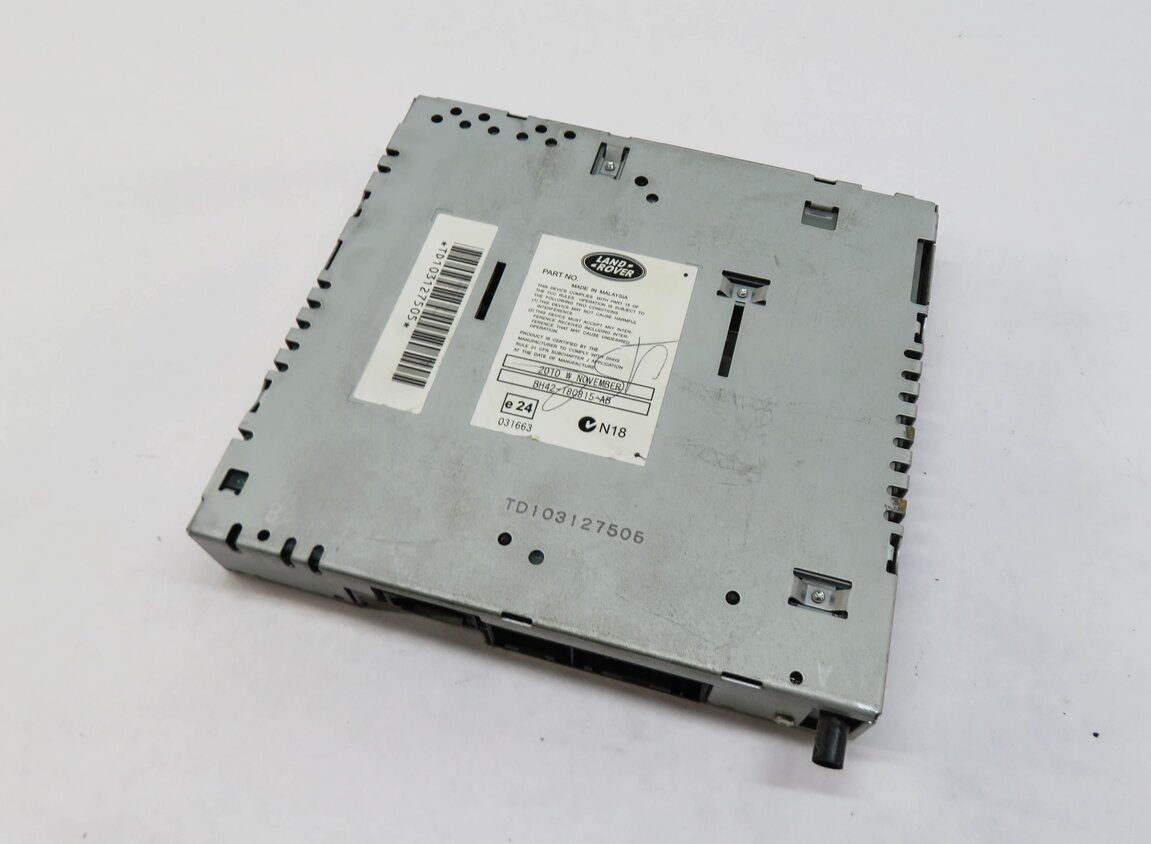 Thumbnail 1: 2011 RANGE ROVER (L322) STEREO AM FM RADIO RECEIVER CONTROL MODULE