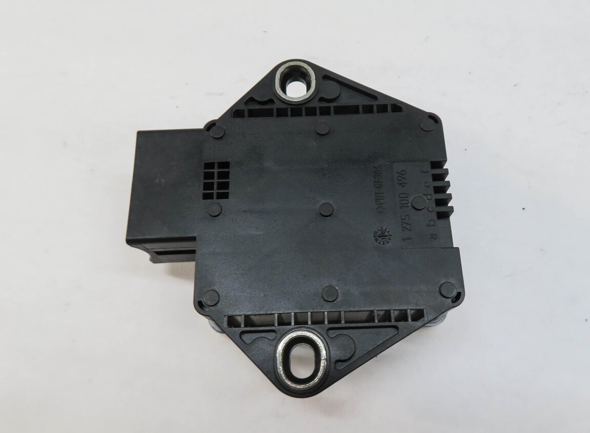 Thumbnail 3: 2011 RANGE ROVER (L322) SPEED SENSOR YAW SENSOR CONTROL MODULE AH42-14B296-AC
