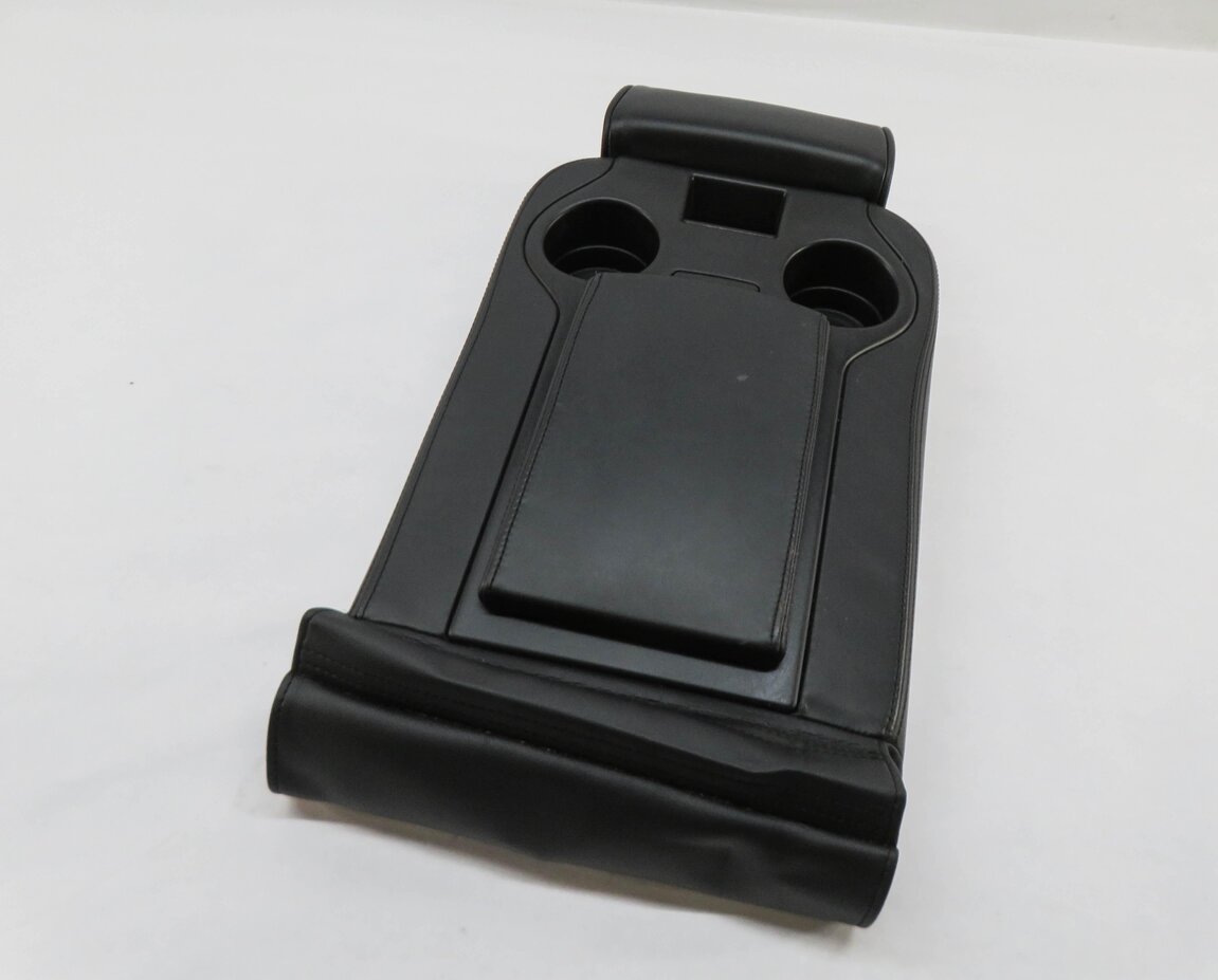Thumbnail 1: 2011 RANGE ROVER L322 SECOND ROW REAR CENTER CONSOLE ARMREST (JET BLACK LEATHER)