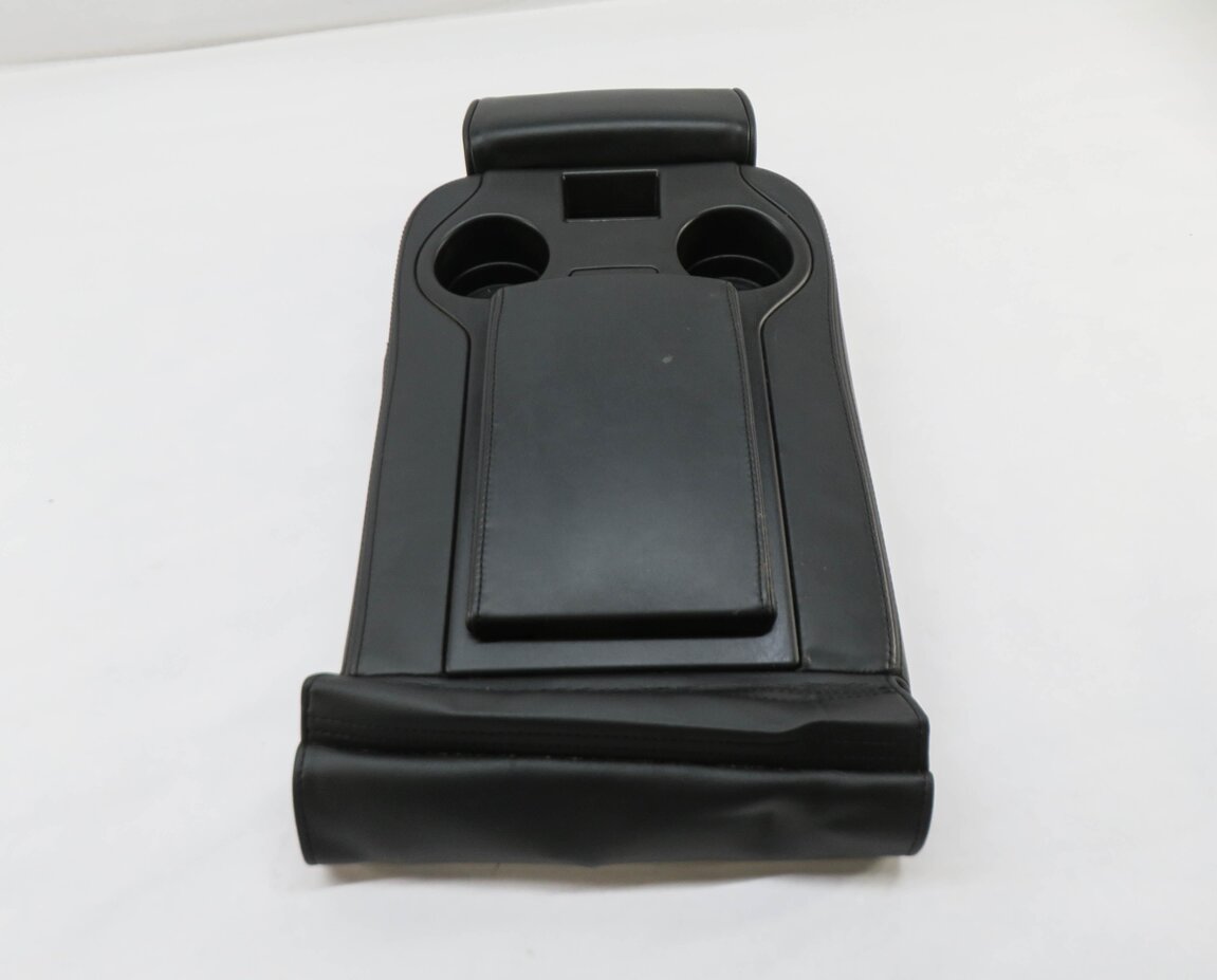 Thumbnail 2: 2011 RANGE ROVER L322 SECOND ROW REAR CENTER CONSOLE ARMREST (JET BLACK LEATHER)