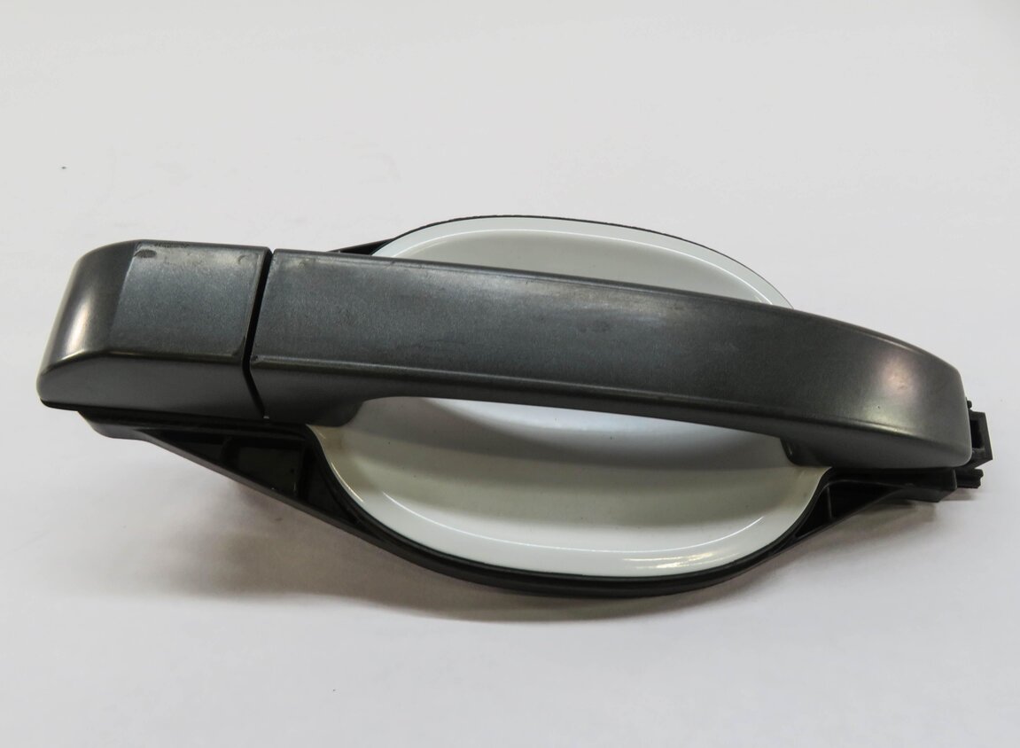 Thumbnail 2: 10-12 RANGE ROVER (L322) FRONT / REAR - PASSENGER DOOR HANDLE (FUJI WHITE 867)
