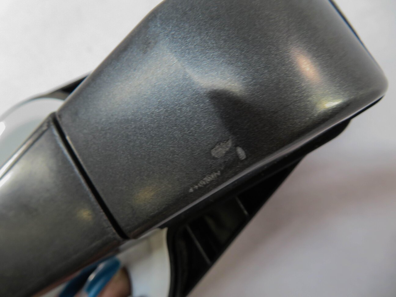 Thumbnail 6: 10-12 RANGE ROVER (L322) FRONT / REAR - PASSENGER DOOR HANDLE (FUJI WHITE 867)