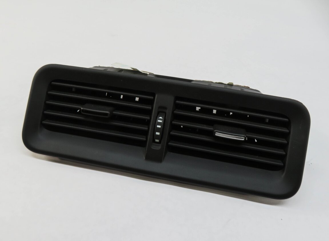 2011 RANGE ROVER (L322) FRONT CENTER UPPER A/C HEATER AIR VENT (BLACK)