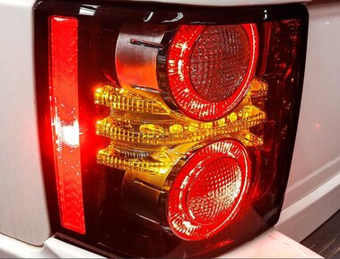 Thumbnail 2: 10-11 RANGE ROVER L322 REAR LEFT DRIVER TAILLIGHT BRAKE LIGHT LAMP GRAY HOUSING