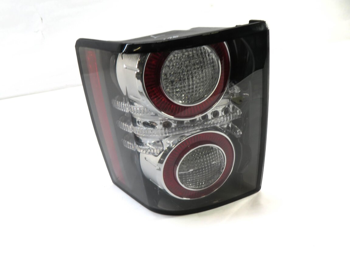 Thumbnail 3: 10-11 RANGE ROVER L322 REAR LEFT DRIVER TAILLIGHT BRAKE LIGHT LAMP GRAY HOUSING