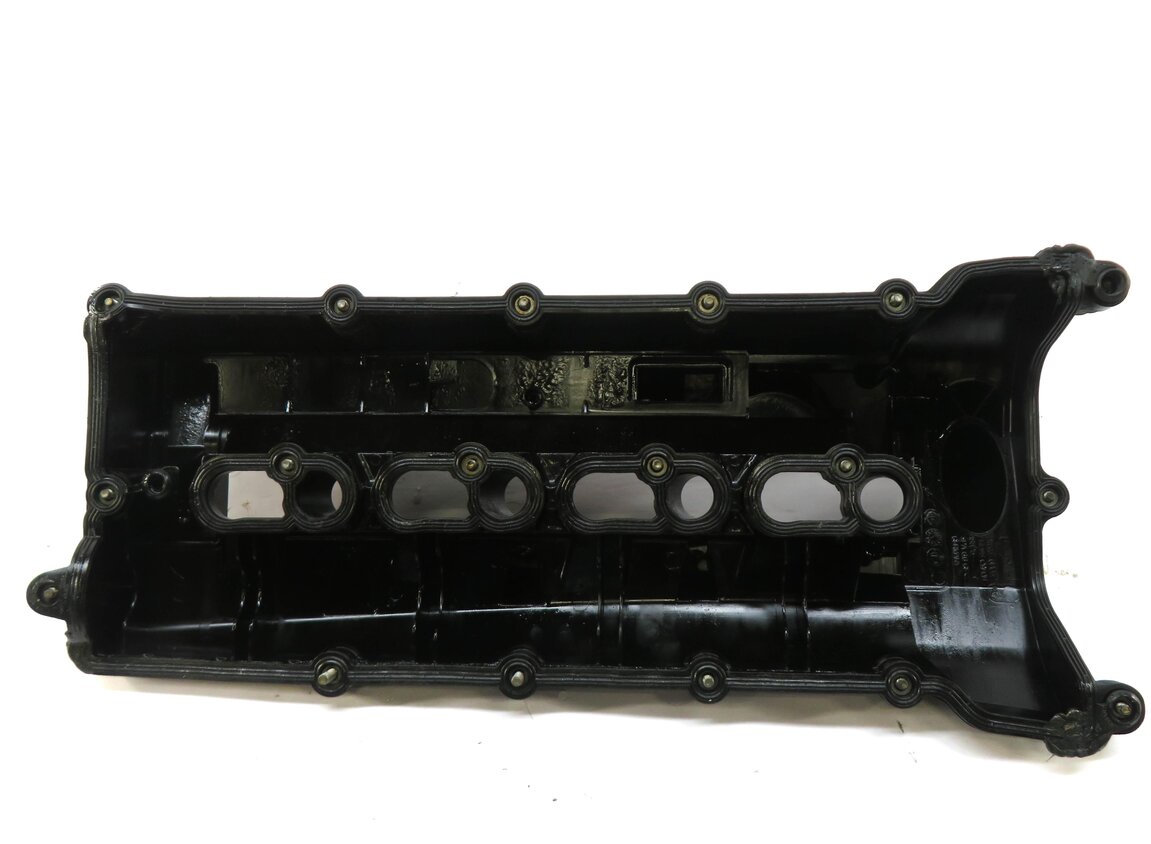 Thumbnail 4: 2010-2018 RANGE ROVER SPORT (L320 L322 L494 L405) 5.0L SUPER V8 LEFT VALVE COVER