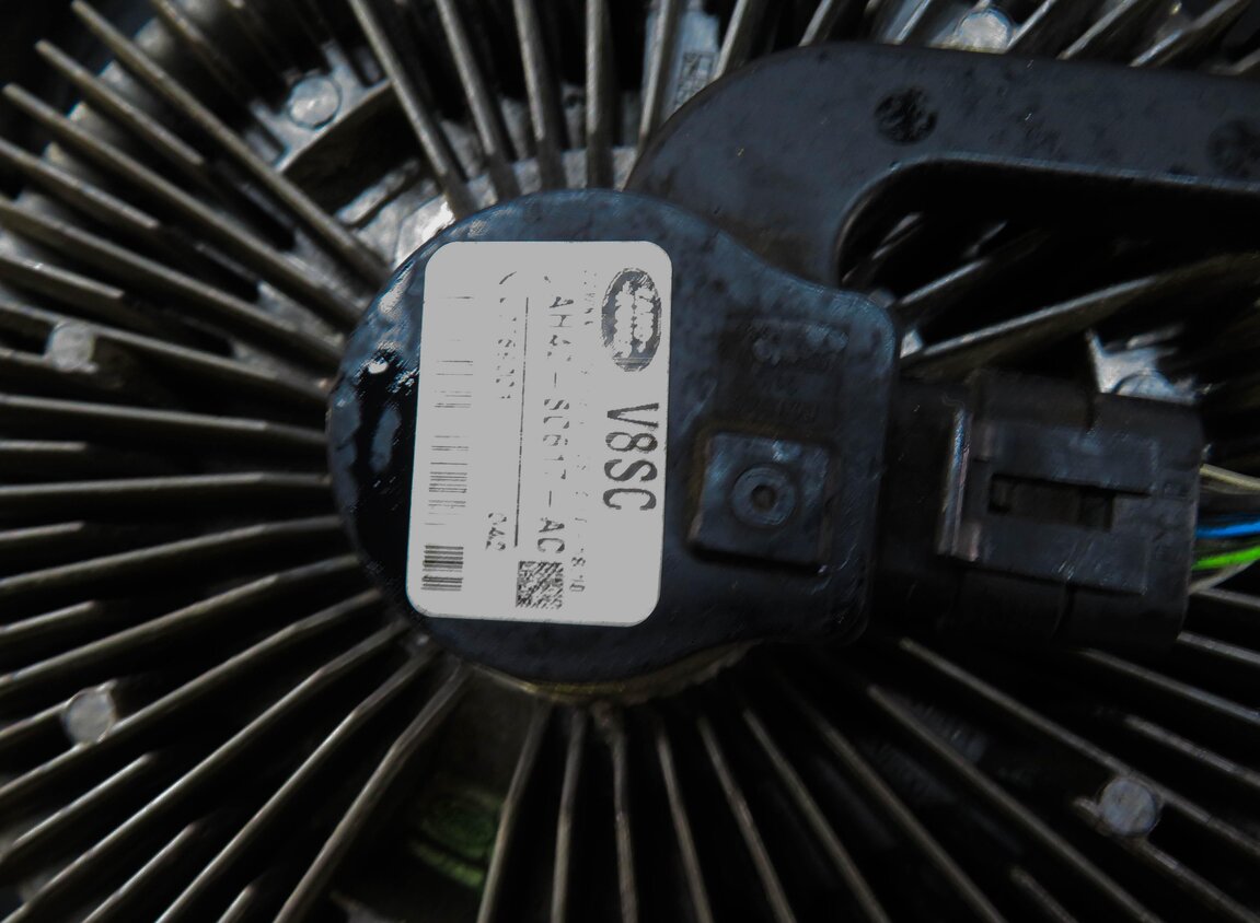 Thumbnail 5: 10-18 RANGE ROVER SPORT LR4 3.0L 5.0L SUPERCHARGED ENGINE COOLING FAN w/ CLUTCH