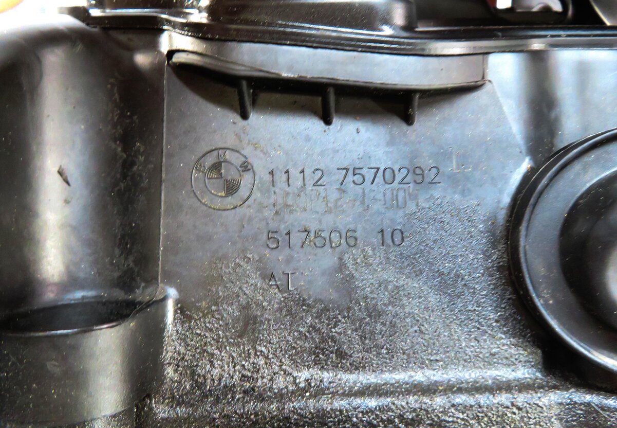Thumbnail 5: 2011-2019 1/2/3/4/5/6/7/X1/X3/X4/5/X6 - 3.0L MOTOR N55 TURBO ENGINE VALVE COVER