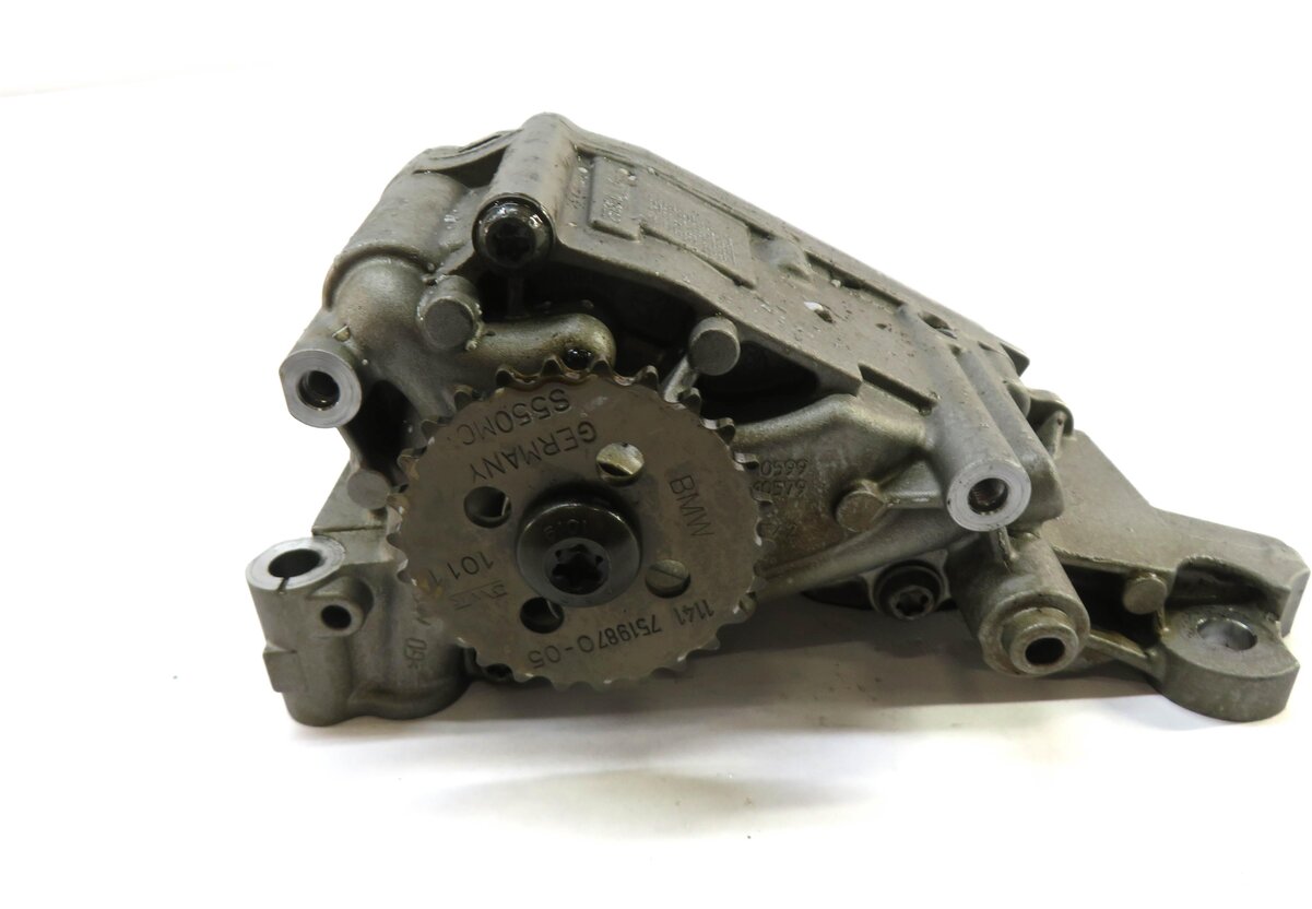 Thumbnail 2: 2012 BMW 335i (E90) 3.0L N55 TURBO ENGINE OIL PUMP