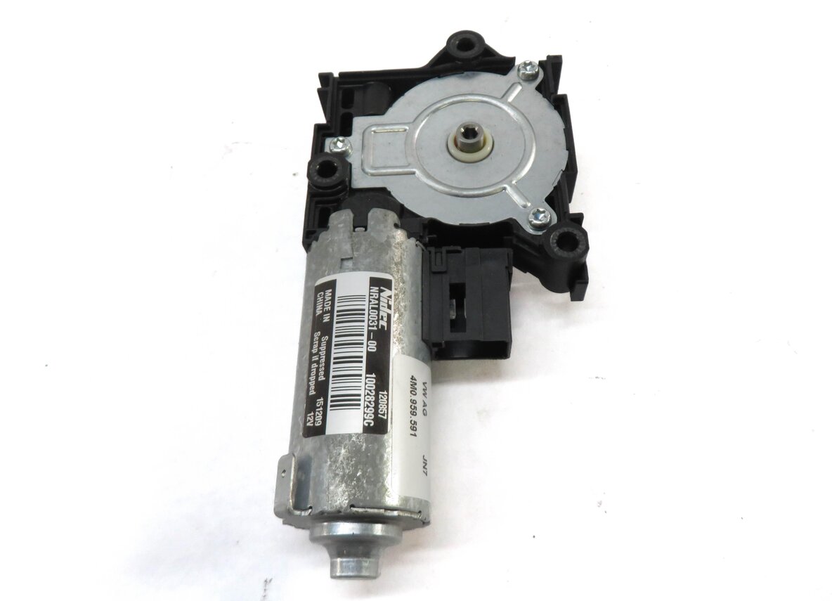 Thumbnail 2: 2017-2022 VW JETTA / AUDI - A5 Q7 RS5 S5 Q7 (F5 4M) SUNROOF MOTOR SUN ROOF MOTOR