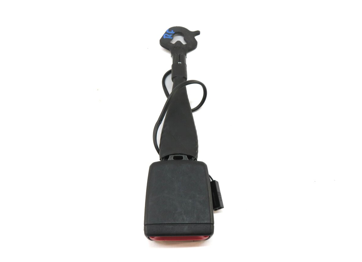 Thumbnail 2: 2017-2020 AUDI A4 Q7 (B9 8W 4M) RIGHT FRONT PASSENGER SEATBELT BUCKLE RECEIVER
