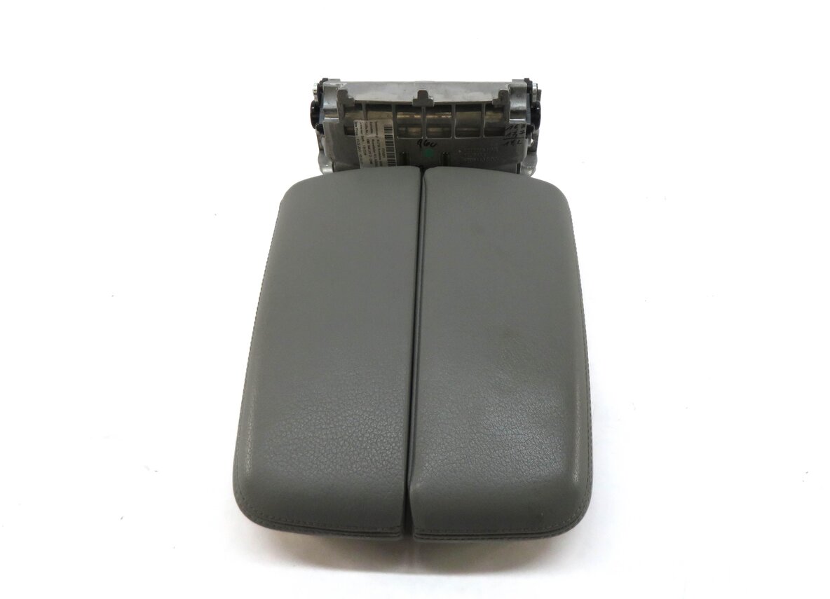 Thumbnail 2: 2017-2019 AUDI Q7 (4M) FRONT CENTER CONSOLE ARMREST LID (ROCK GRAY LEATHERETTE)