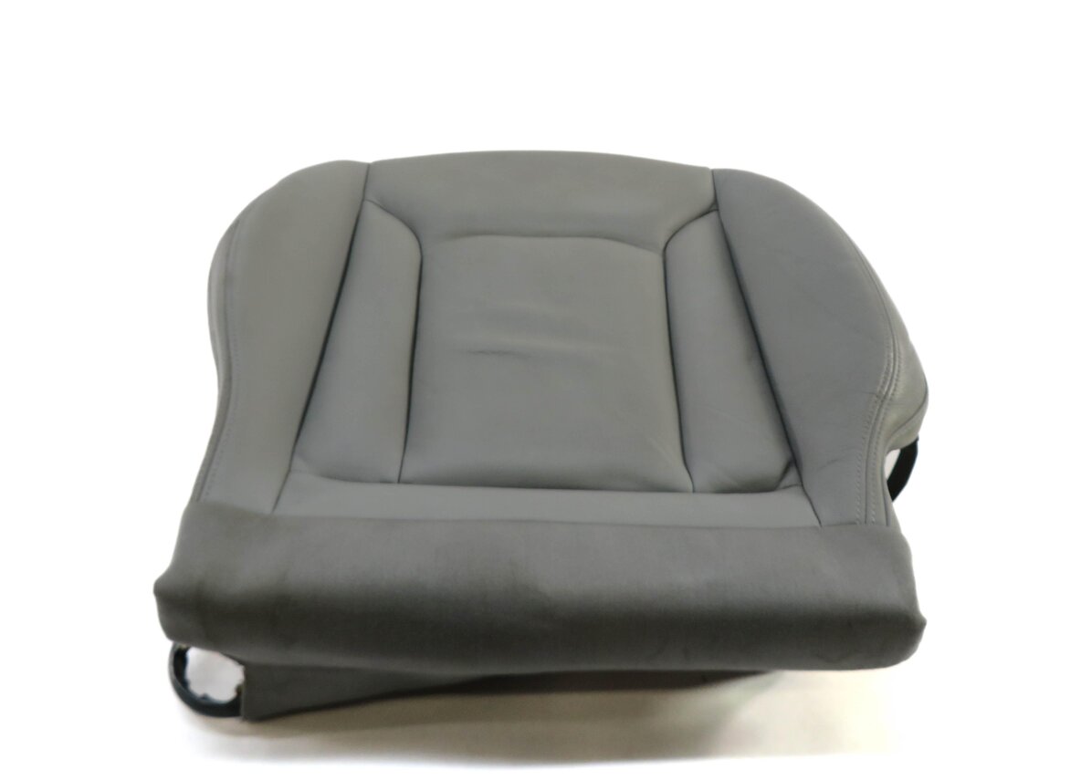 Thumbnail 3: 2017 AUDI Q7 (4M) FRONT RIGHT PASSENGER LOWER HEATED SEAT CUSHION (ROCK GRAY)