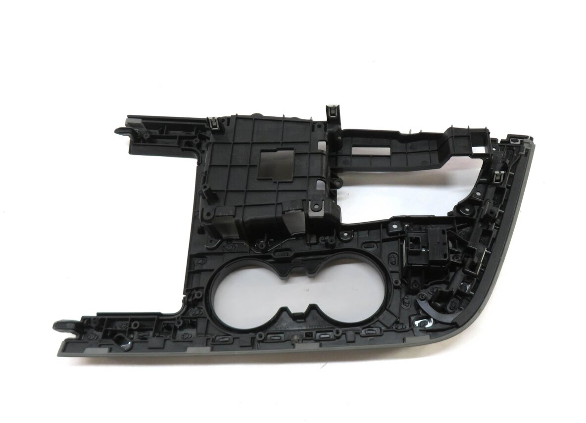 Thumbnail 5: 2017 AUDI Q7 (4M) FRONT CENTER CONSOLE TRIM PANEL w/ VOLUME SKIP KNOB (BLACK)