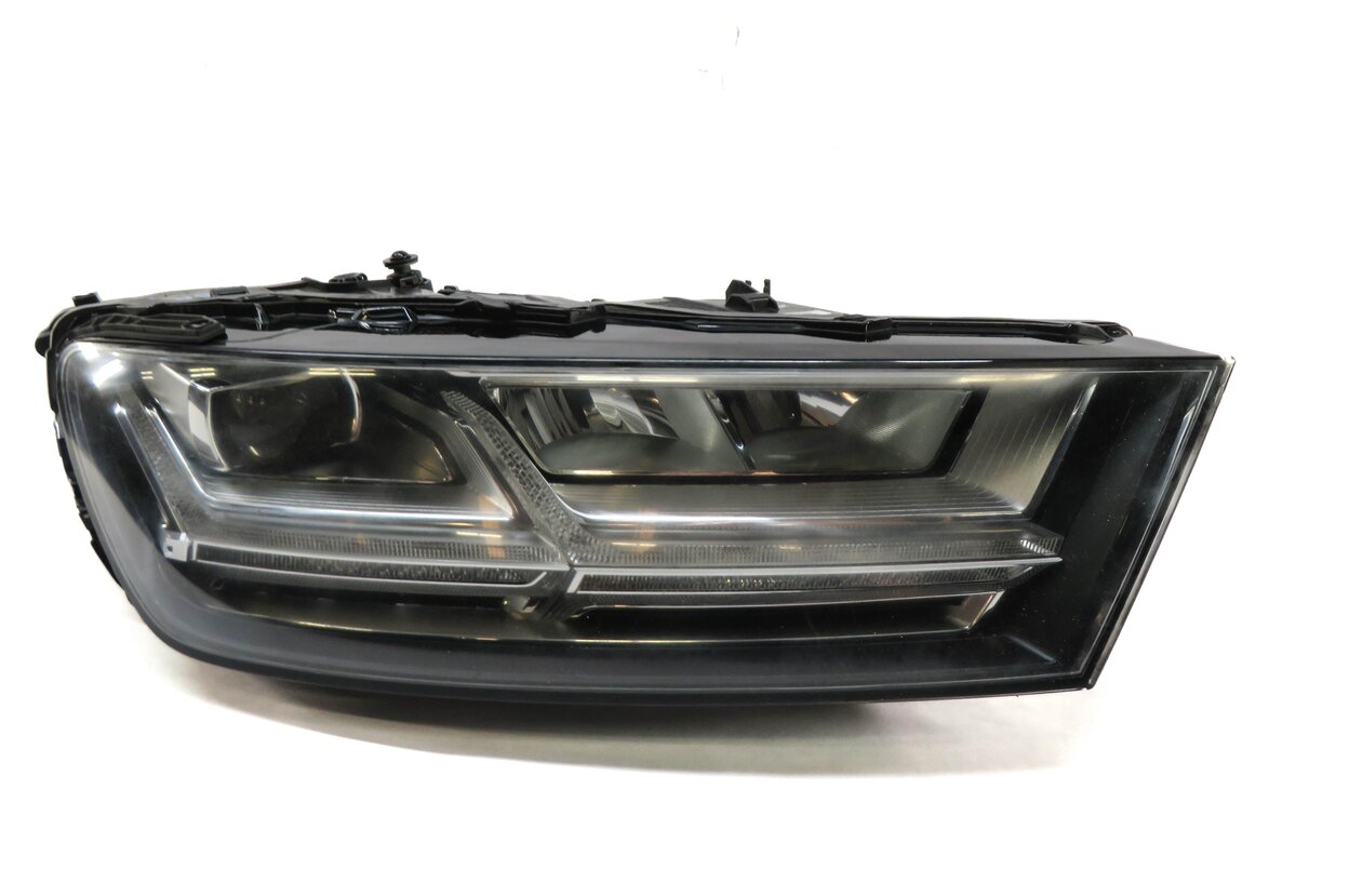 Thumbnail 2: 2017-2019 AUDI Q7 (4M) RIGHT FRONT PASSENGER DYNAMIC LED HEADLIGHT LIGHT LAMP