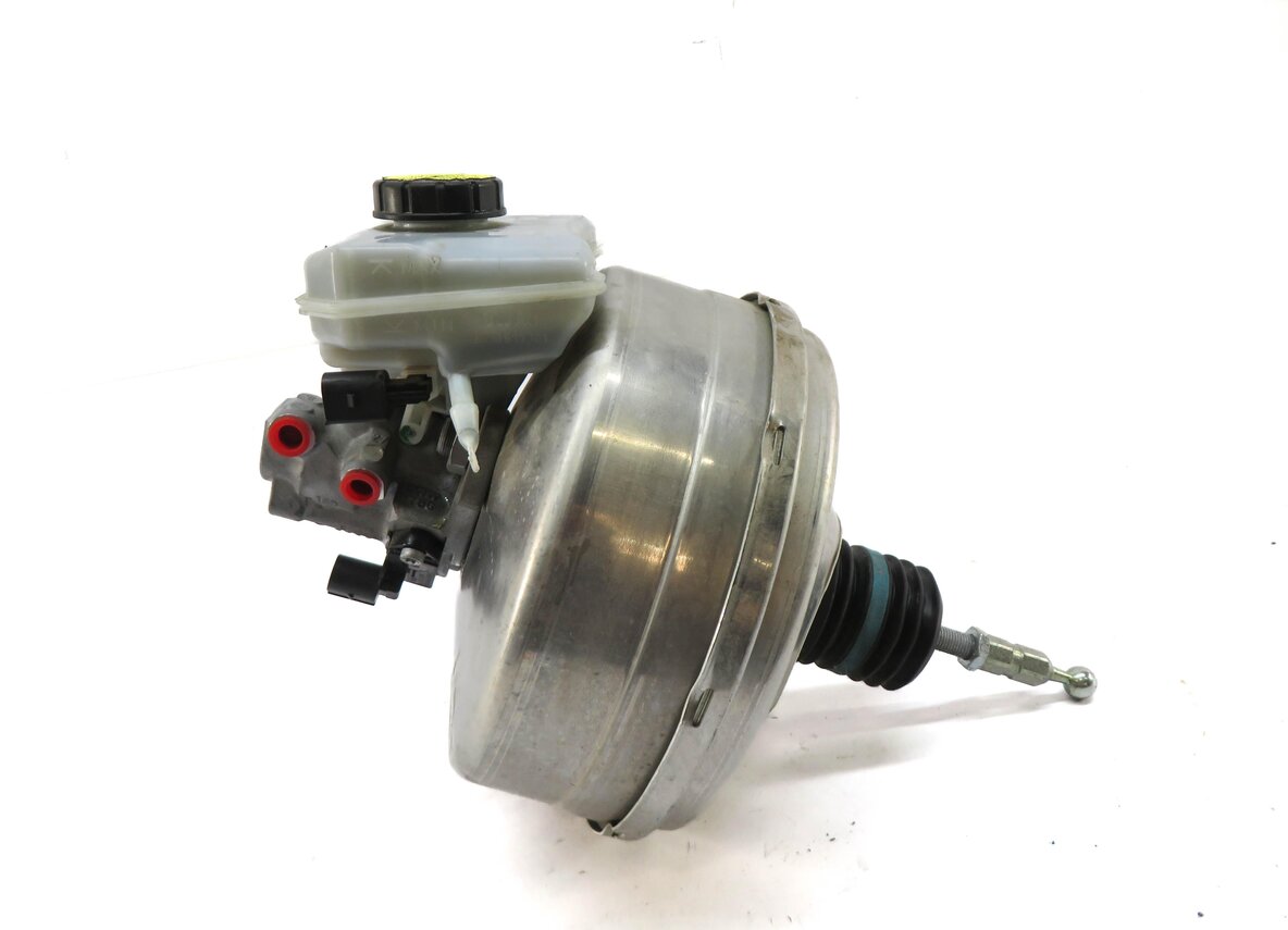 Thumbnail 2: 2017-2022 AUDI Q7 (4M) POWER BRAKE BOOSTER w/ MASTER CYLINDER & RESERVOIR