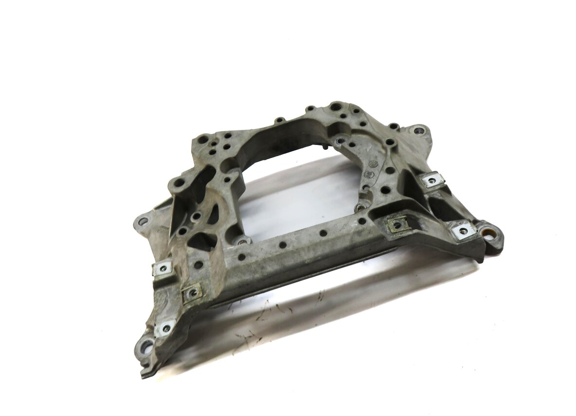 2017 AUDI Q7 (4M) 3.0L SUPER CREC AUTO TRANSMISSION CROSSMEMBER MOUNT BRACKET