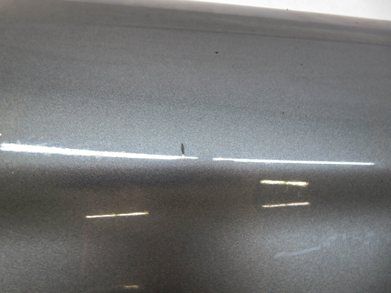 Thumbnail 8: 2017 AUDI Q7 (4M) FRONT LEFT DRIVER LOWER DOOR TRIM MOULDING (GRAPHITE GRAY)