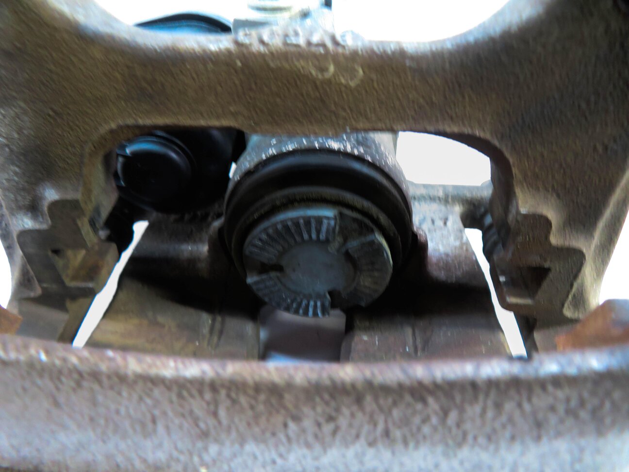 Thumbnail 6: 2017-2020 AUDI Q7 (4M) LEFT DRIVER REAR BRAKE CALIPER w/ PARKING BRAKE ACTUATOR
