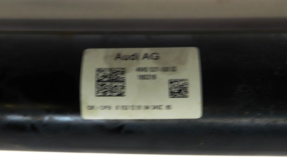 Thumbnail 4: 2017-2019 AUDI Q7 (4M) 3.0L REAR DRIVESHAFT DRIVELINE DRIVE LINE PROPELLER SHAFT
