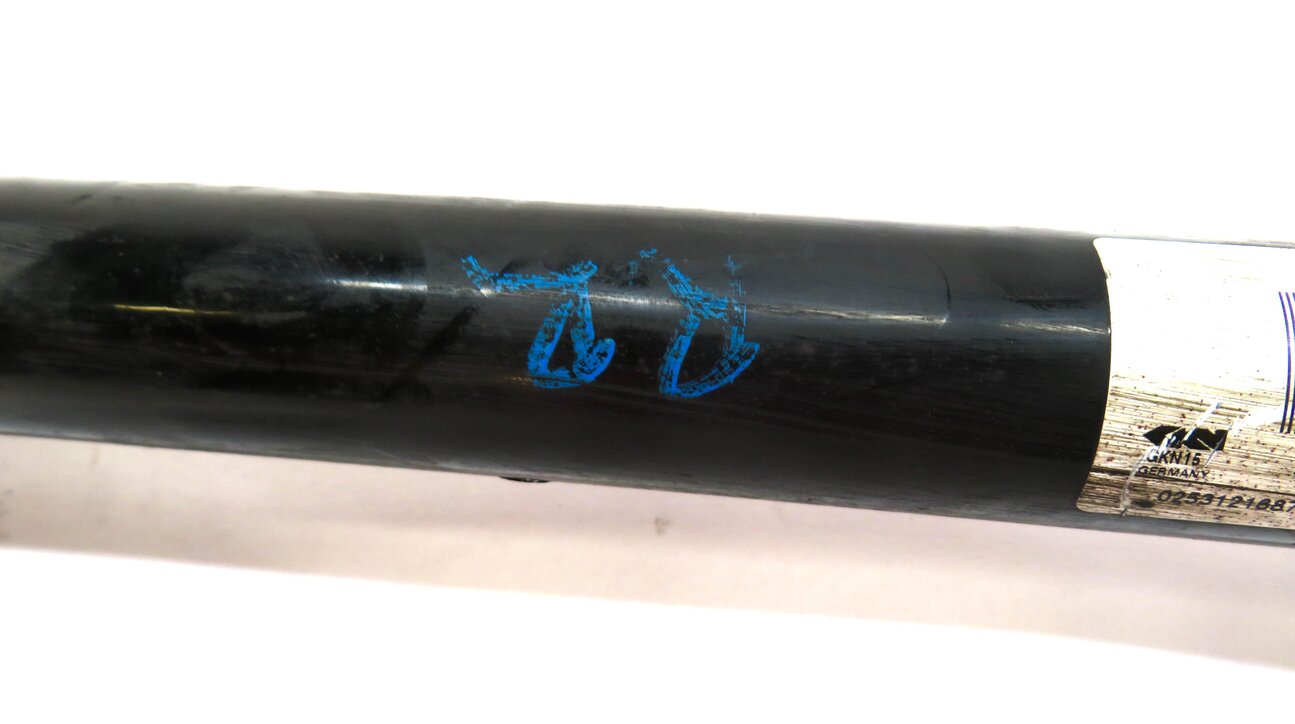 Thumbnail 5: 12-21 BMW 2 3 4 SERIES F22 F30 F32 RIGHT REAR AXLE SHAFT (M/T or A/T- SEE TABLE)