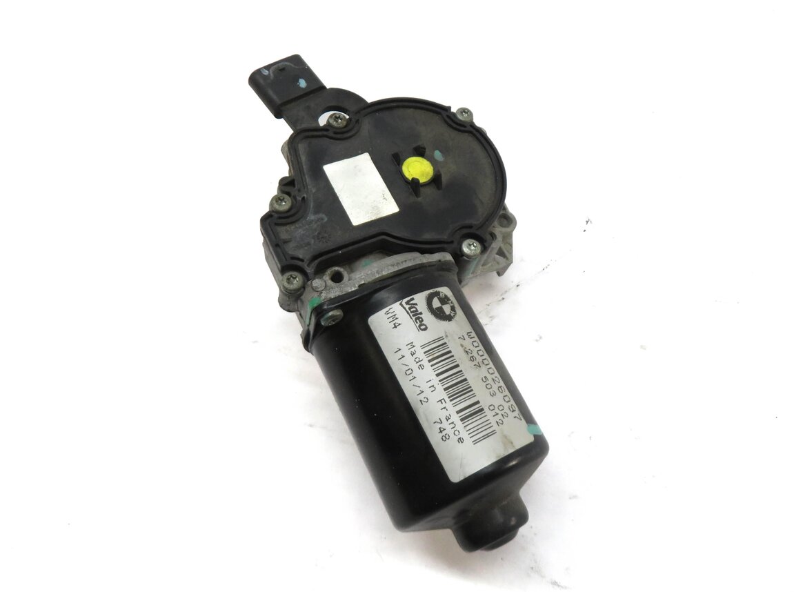 Thumbnail 1: 12-19 BMW 320i 328i 330i 335i 340i 428i 430i 435i 440i M3 M4 - FRONT WIPER MOTOR