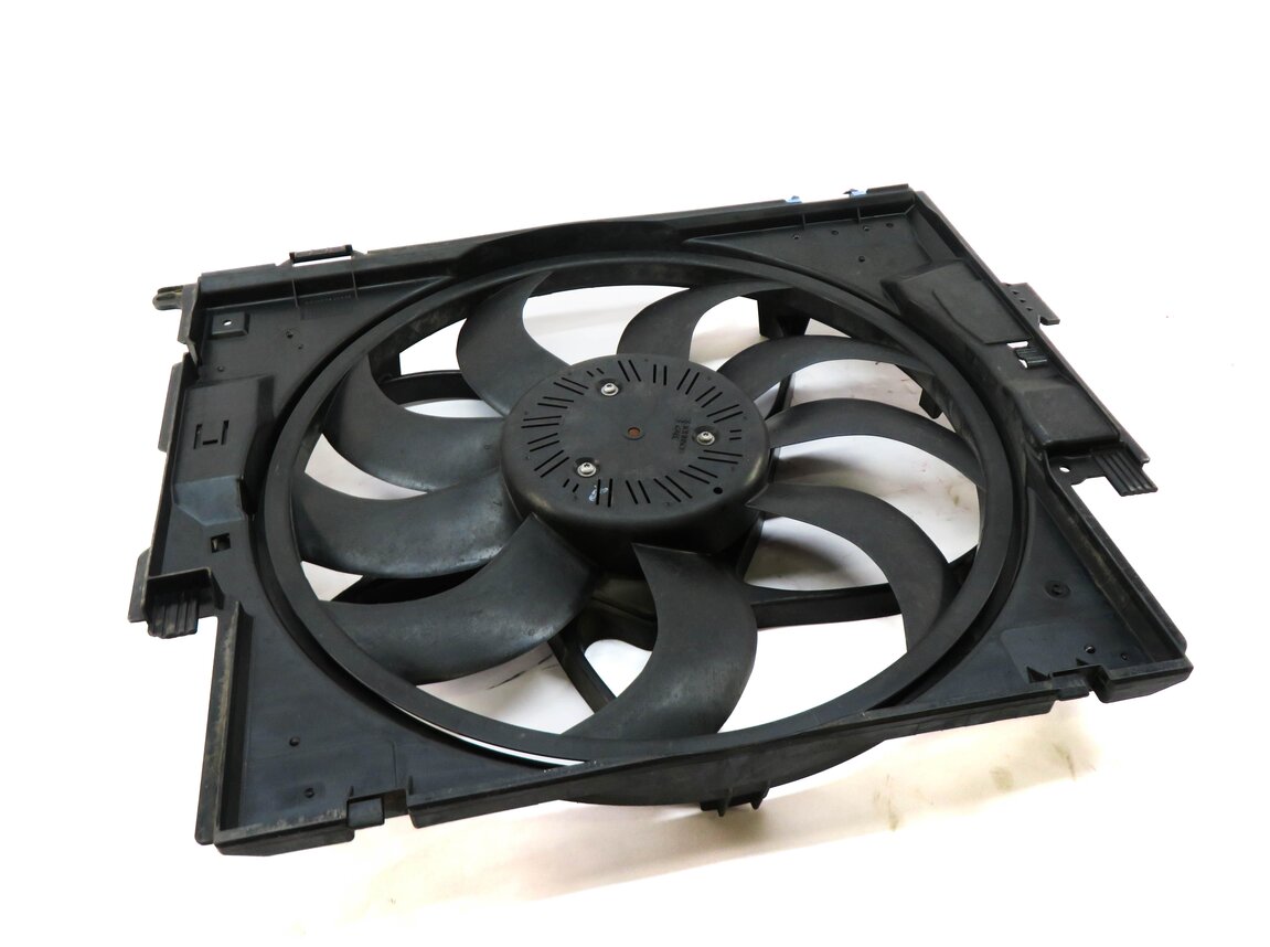 Thumbnail 1: 2012-2016 BMW 228i 235i 328i 335i 428i 435i (F22 F30 F31 F32) 600w COOLING FAN