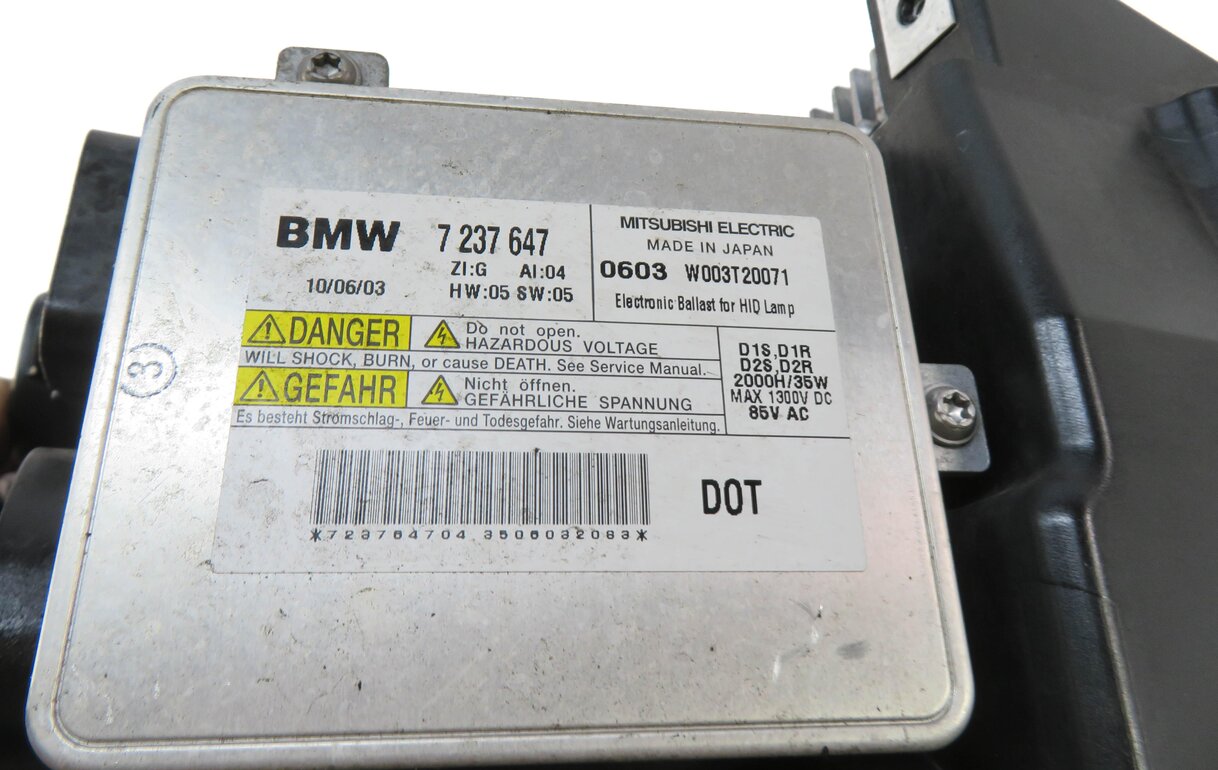 Thumbnail 8: 2011-2013 BMW 528i 535i 550i M5 (F10) RIGHT - XENON HID ADAPTIVE HEADLIGHT LAMP