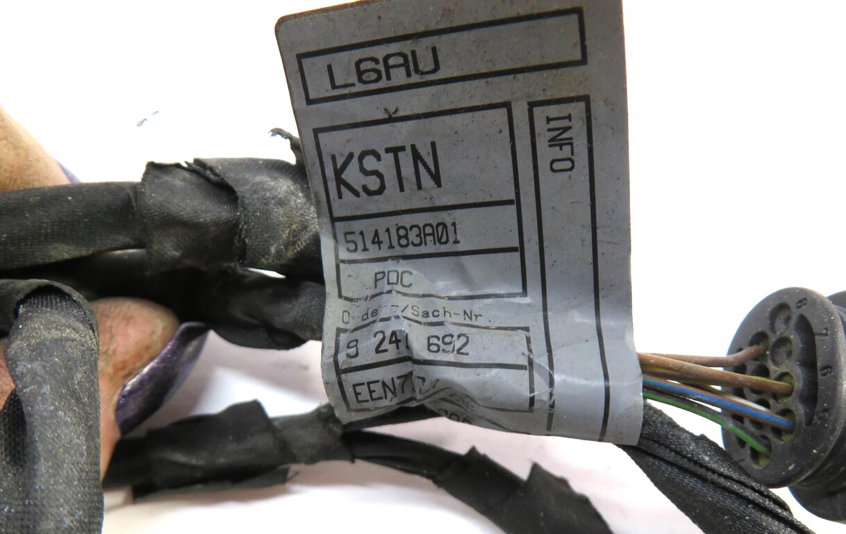 Thumbnail 3: 2011 BMW 535i (F10) FRONT PARK ASSIST PDC SENSOR SET/4 (SILVER) w/ WIRE HARNESS