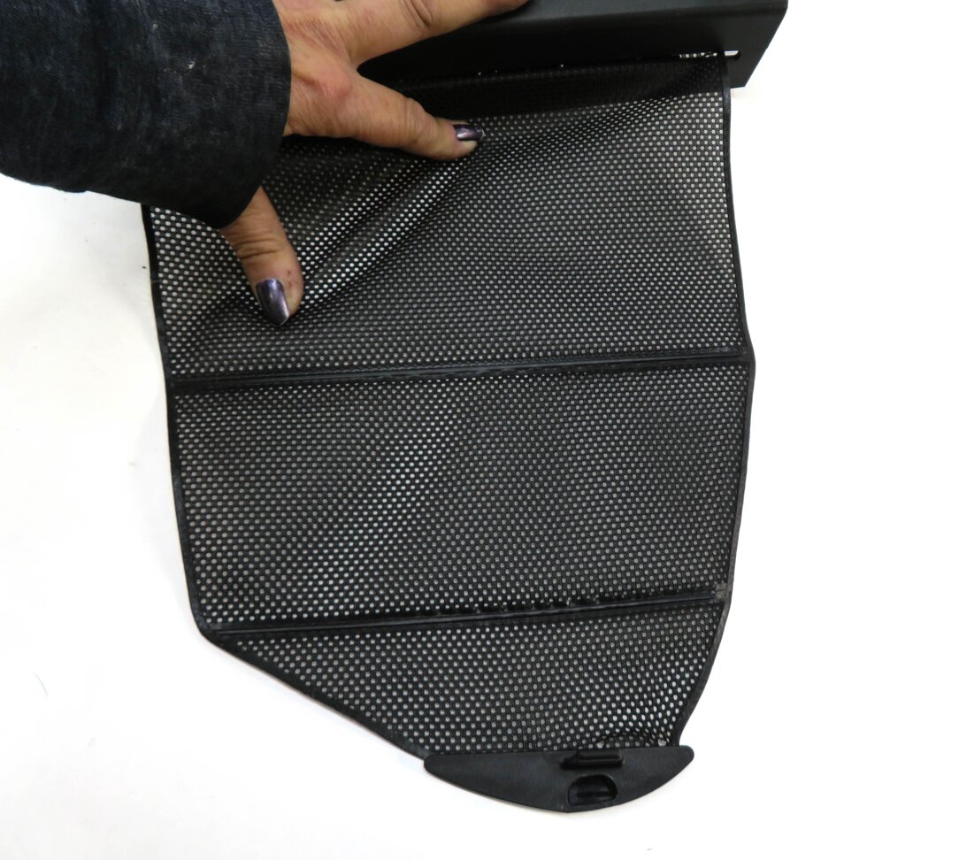Thumbnail 5: 11-16 BMW 528i 535i 550i M5 ///M (F10) RIGHT REAR DOOR VENT WINDOW PRIVACY SHADE