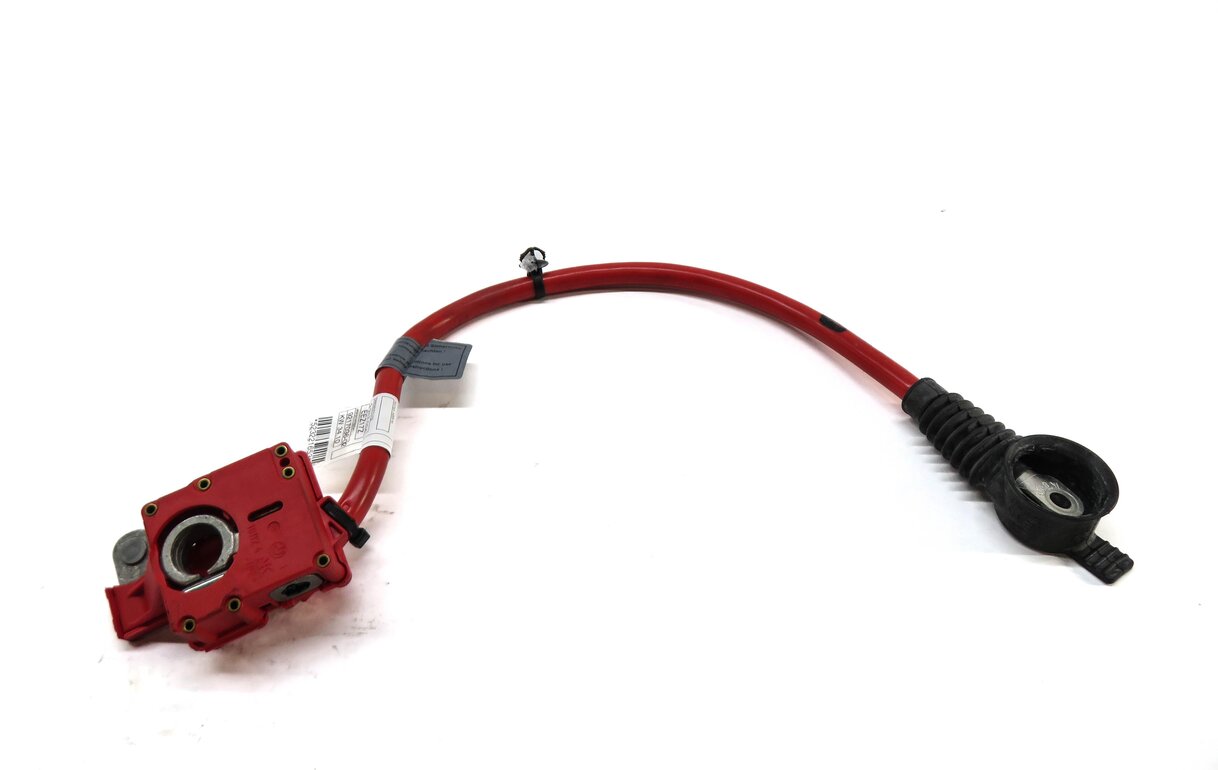 Thumbnail 2: 2011 BMW 535i (F10) POSITIVE BATTERLY CABLE w/ TERMINAL & SRS BLOWOUT FUSE