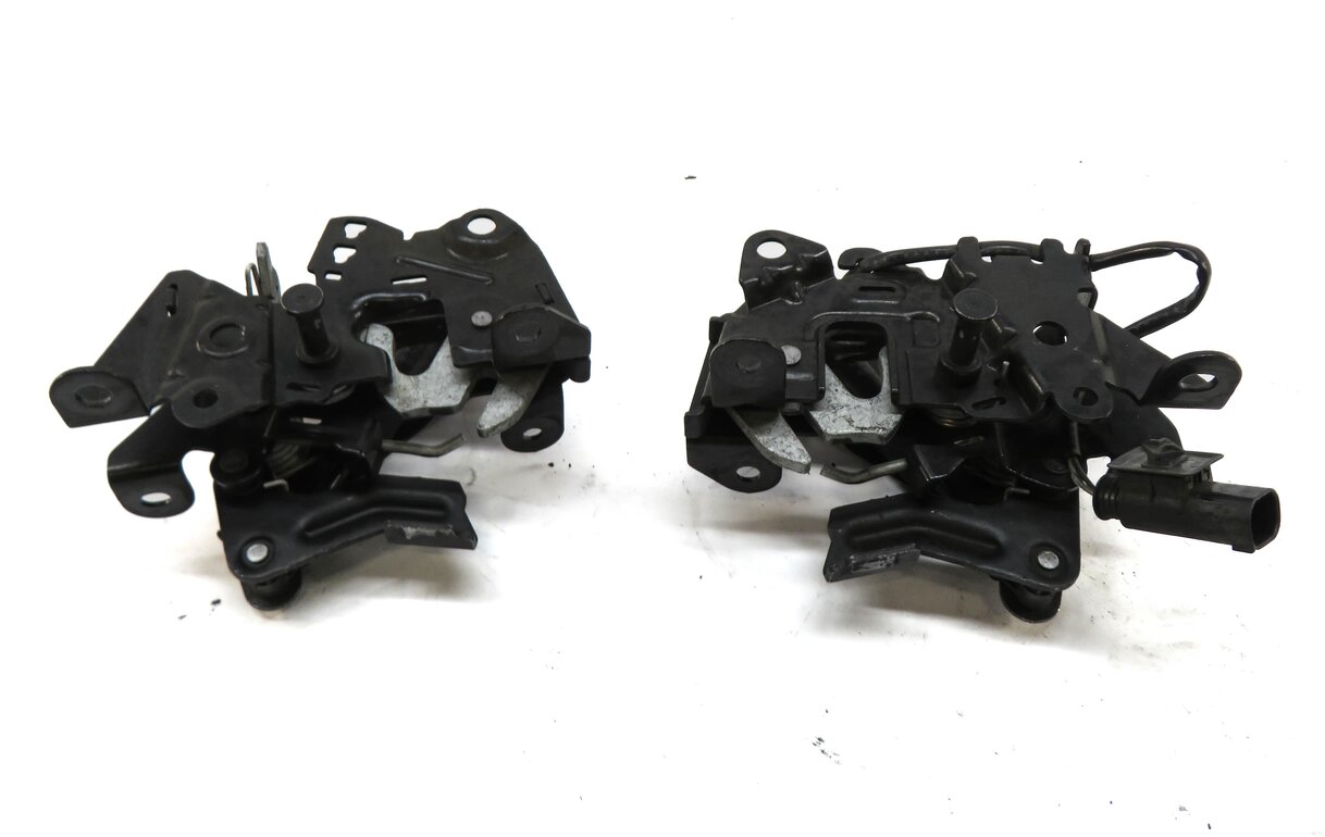 Thumbnail 2: 2011 BMW 535i (F10) HOOD LOWER LEFT RIGHT LATCH SET/2 7183762 7206453