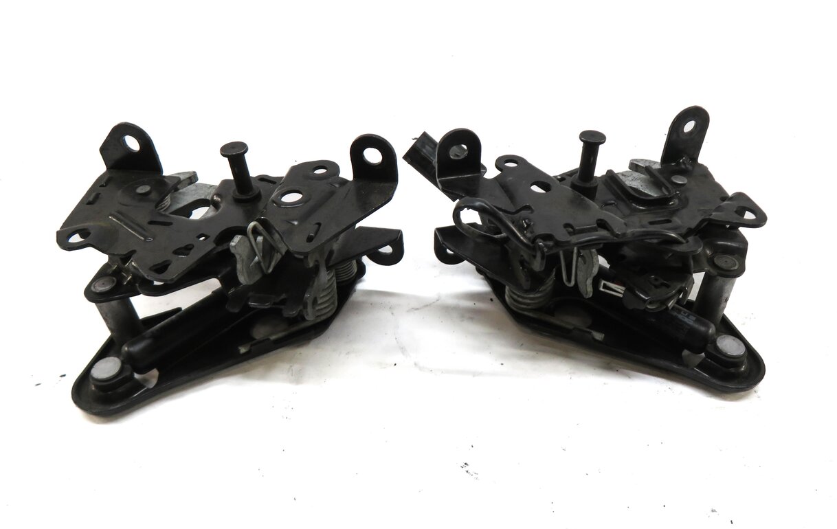 Thumbnail 3: 2011 BMW 535i (F10) HOOD LOWER LEFT RIGHT LATCH SET/2 7183762 7206453
